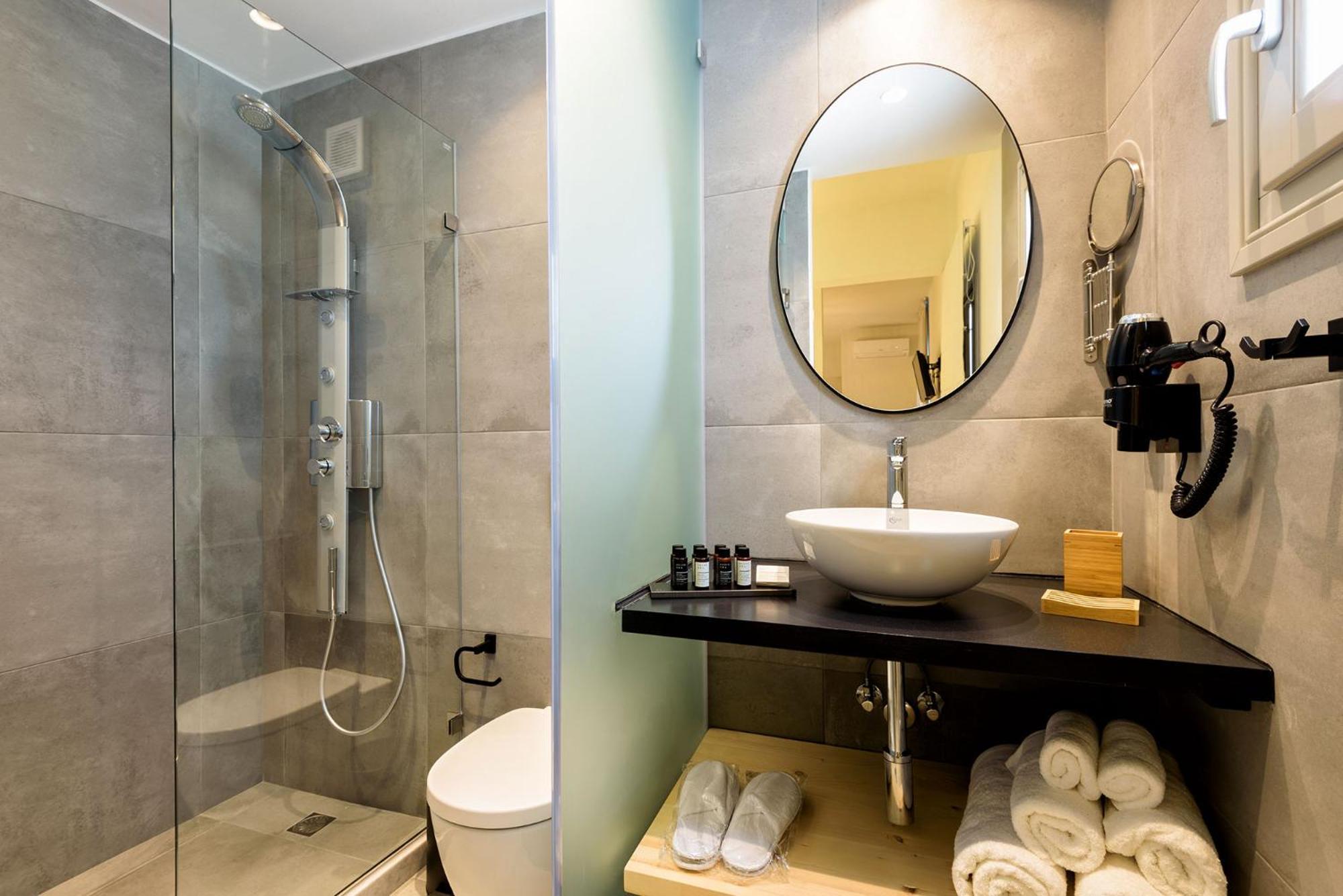 Peven Suites Náusza Kültér fotó